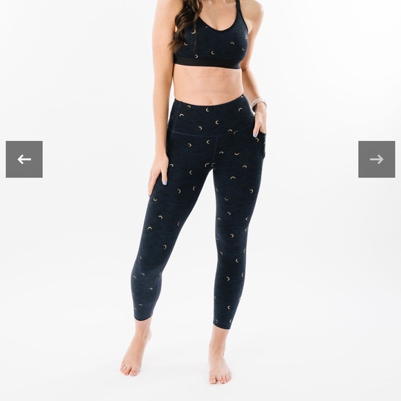 Navy Gold Moon Terrace Pocket Luxe 7/8 24” - Picture 1 of 3